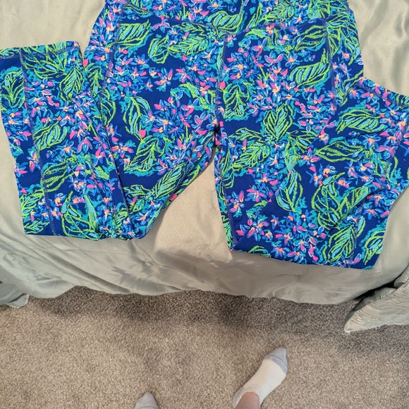 Lilly Pulitzer Luxletic Blue Floral Leggings - Picture 1 of 6